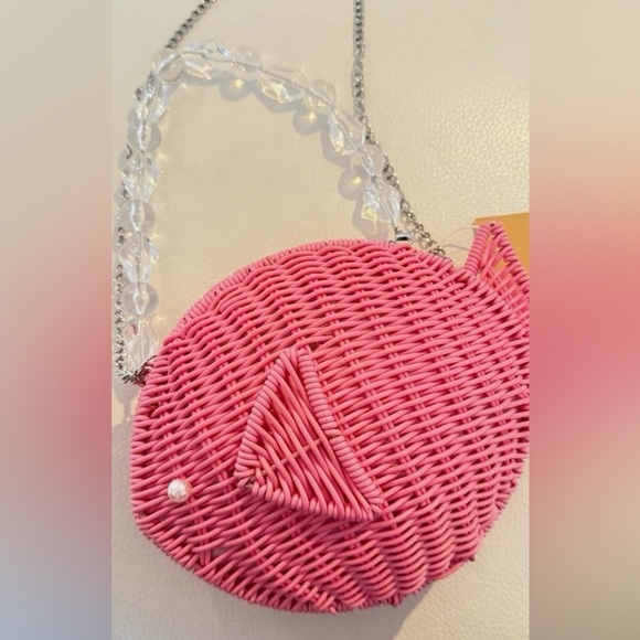 Tommy Bahama Handbags - TOMMY BAHAMA PINK WOVEN WICKER FISH PURSE CLUTCH CROSSBODY BAG Fish-Shaped Bag